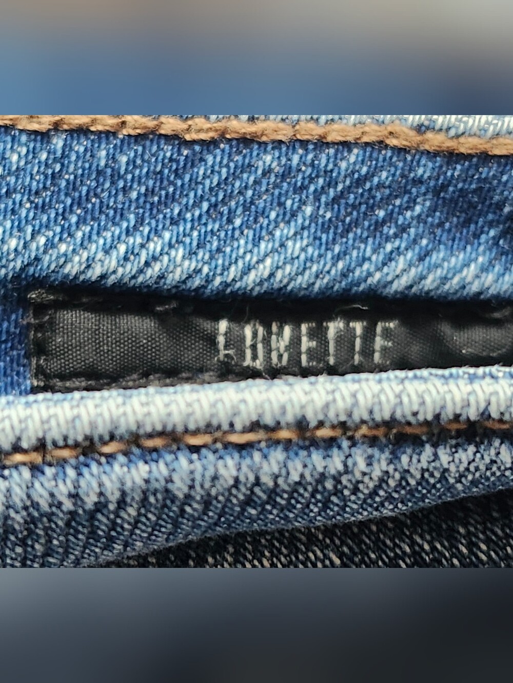 3 / $25 SILVER Jeans Co. "LORETTE" Distressed Blue Denim Skinny Jeans. Size 31. - Picture 7 of 16
